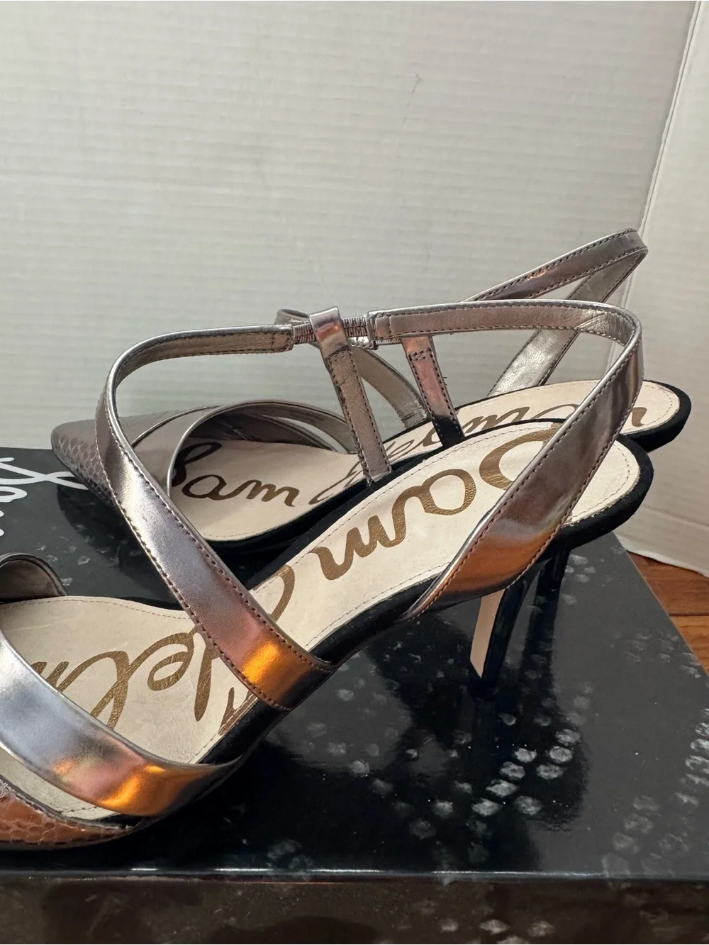 NIB Sam Edelman Othello Pewter Silver Leather Women’s Strappy Heels Size 8.5
